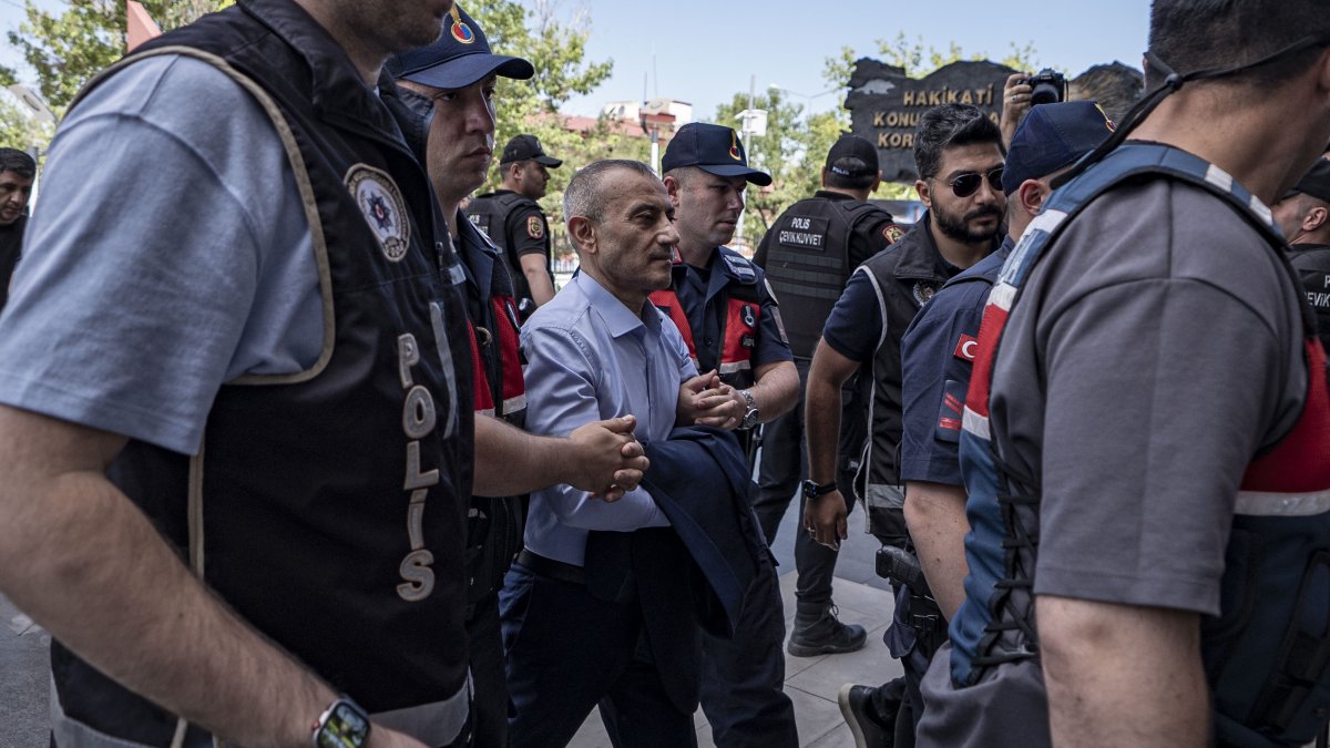 Former Tunceli Governor Tuncay Sonel is transferred to the Erzurum Courthouse, Erzurum, Türkiye, July 27, 2026. (AA Photo)