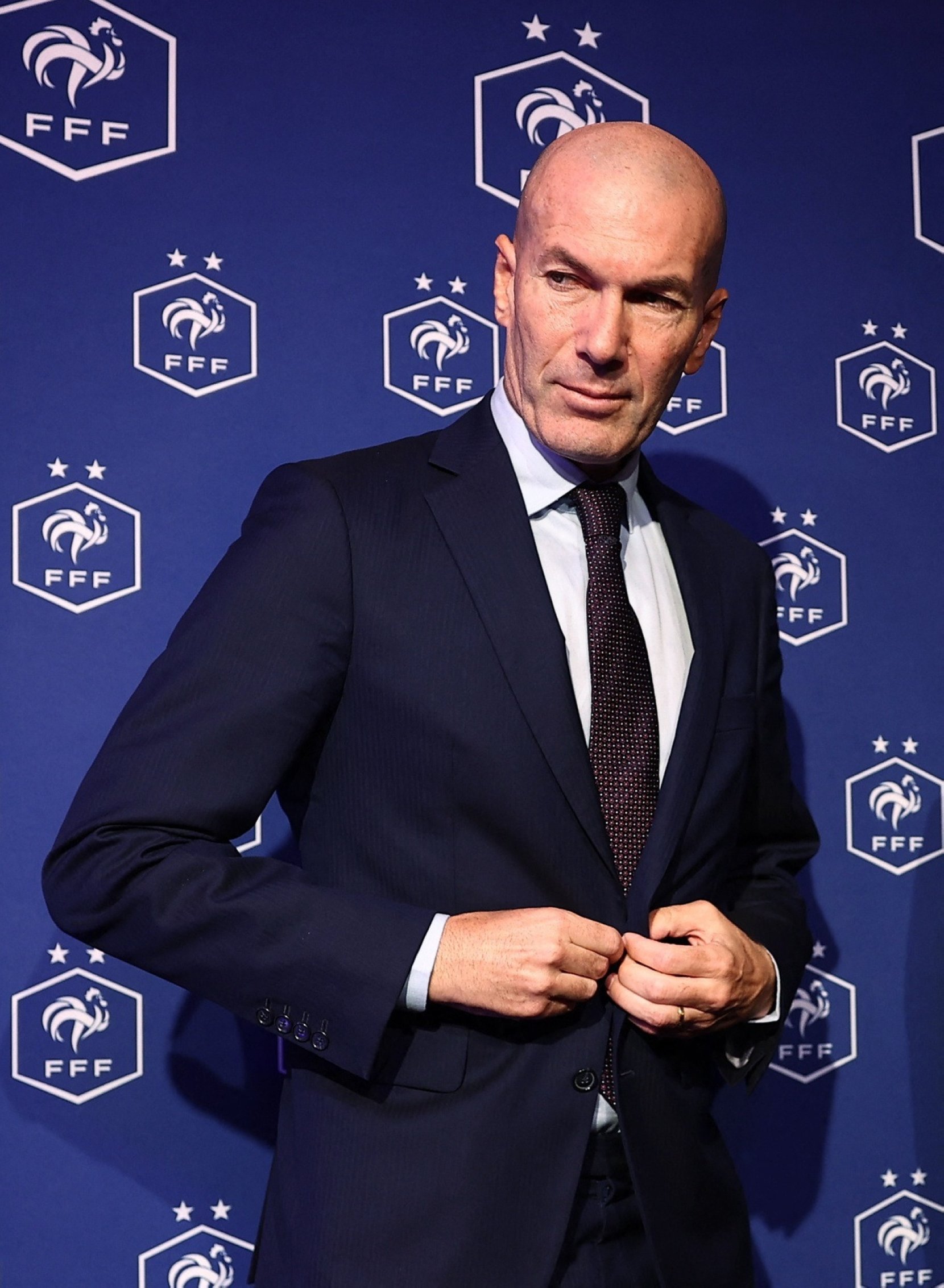 Zinedine Zidane poses for a photo after being unveiled as the new head coach of the France men's football team, Paris, France, July 28, 2026. (Reuters Photo)