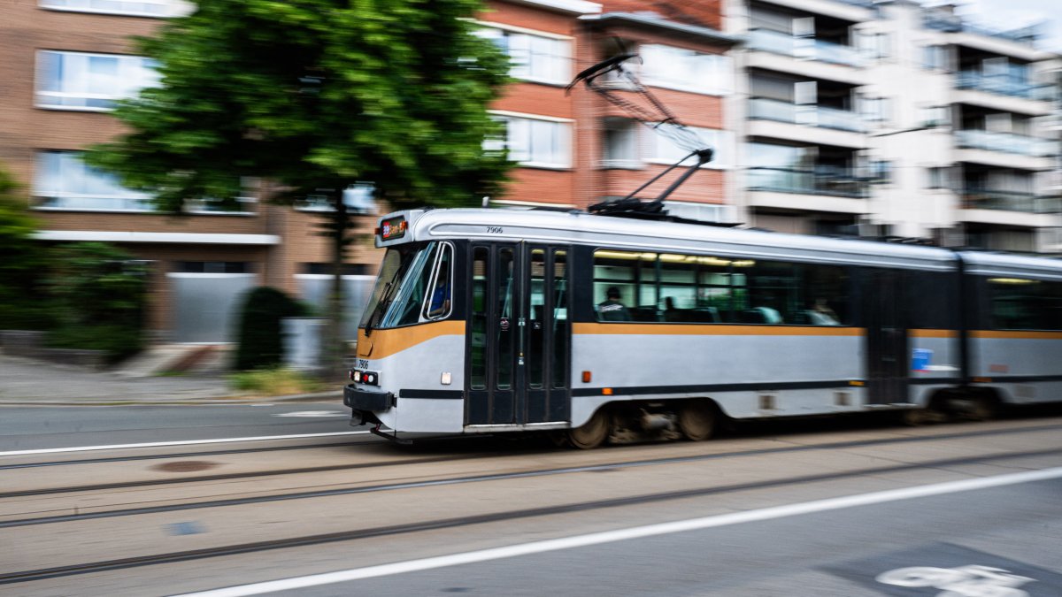 A tram of the Brussels public transport company STIB-MIVB, in Brussels, June 1, 2026. (AFP Photo)