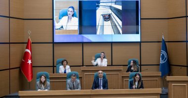 Üsküdar Mayor Sinem Dedetaş (C) speaks at the municipal assembly meeting, Istanbul, Türkiye, July 6, 2026. (AA Photo)