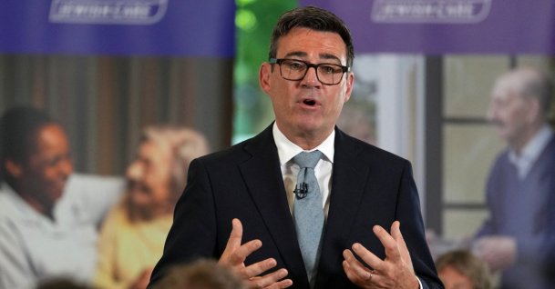Britain's Prime Minister Andy Burnham speaks to residents, care workers, volunteers and social care stakeholders during a care home visit in London, Wednesday, July 29, 2026.  (Reuters Photo)