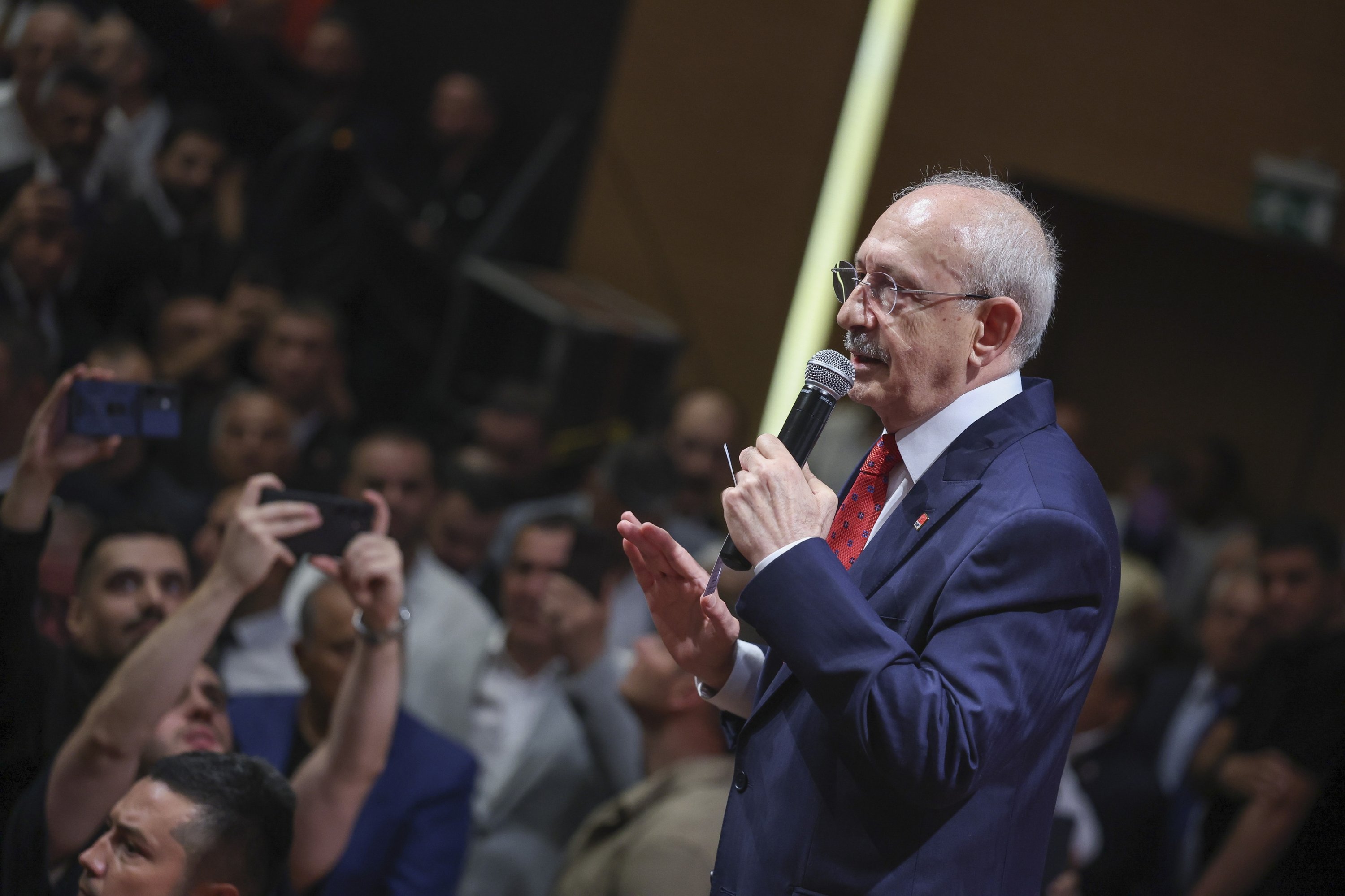 Another divide looms in Türkiye’s fractured CHP