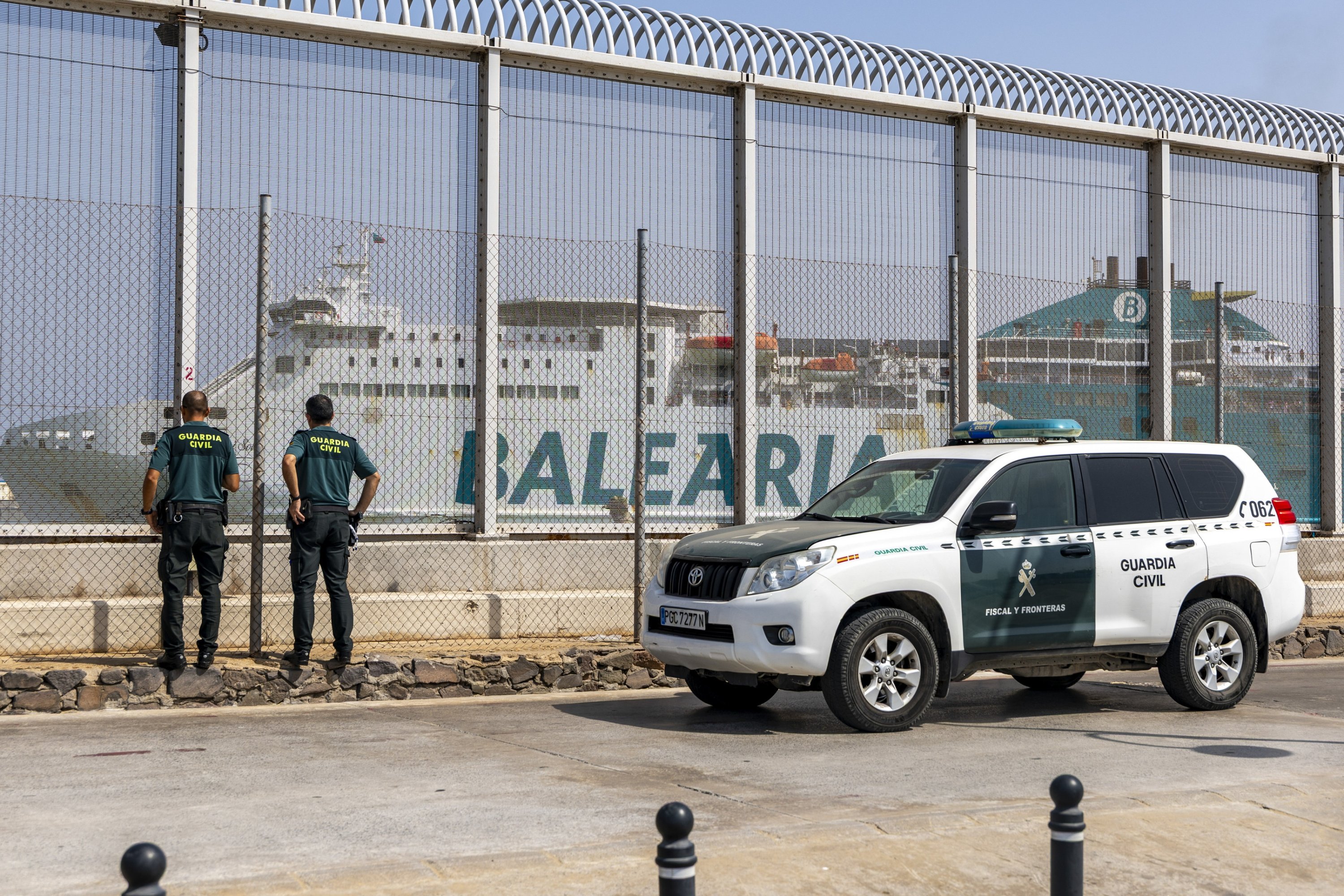 Spain deploys troops to Ceuta after migrant surge