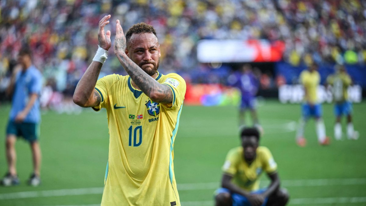 Brazil's Neymar reacts after losing the 2026 FIFA World Cup round of 16 match against Norway at the New York/New Jersey Stadium, East Rutherford, U.S., July 5, 2026. (AFP Photo)