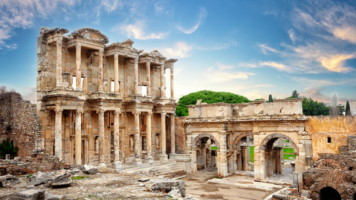 An undated view of the Library of Celsus in the ancient city of Ephesus, Izmir, Türkiye. (Shutterstock Photo)
