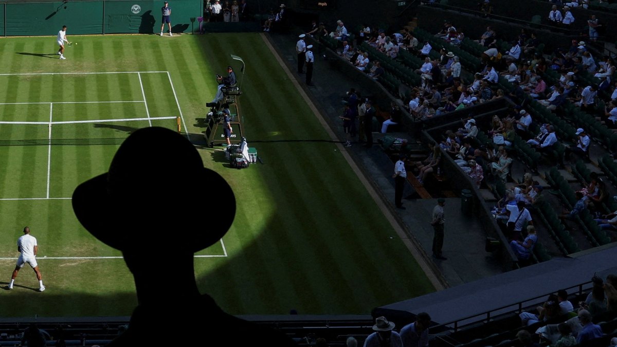 General view during the warm-up between Croatia's Dino Prizmic and Canada's Felix Auger Aliassime ahead of their Wimbledon second-round match at All England Lawn Tennis and Croquet Club, London, U.K., July 1, 2026. (Reuters Photo)