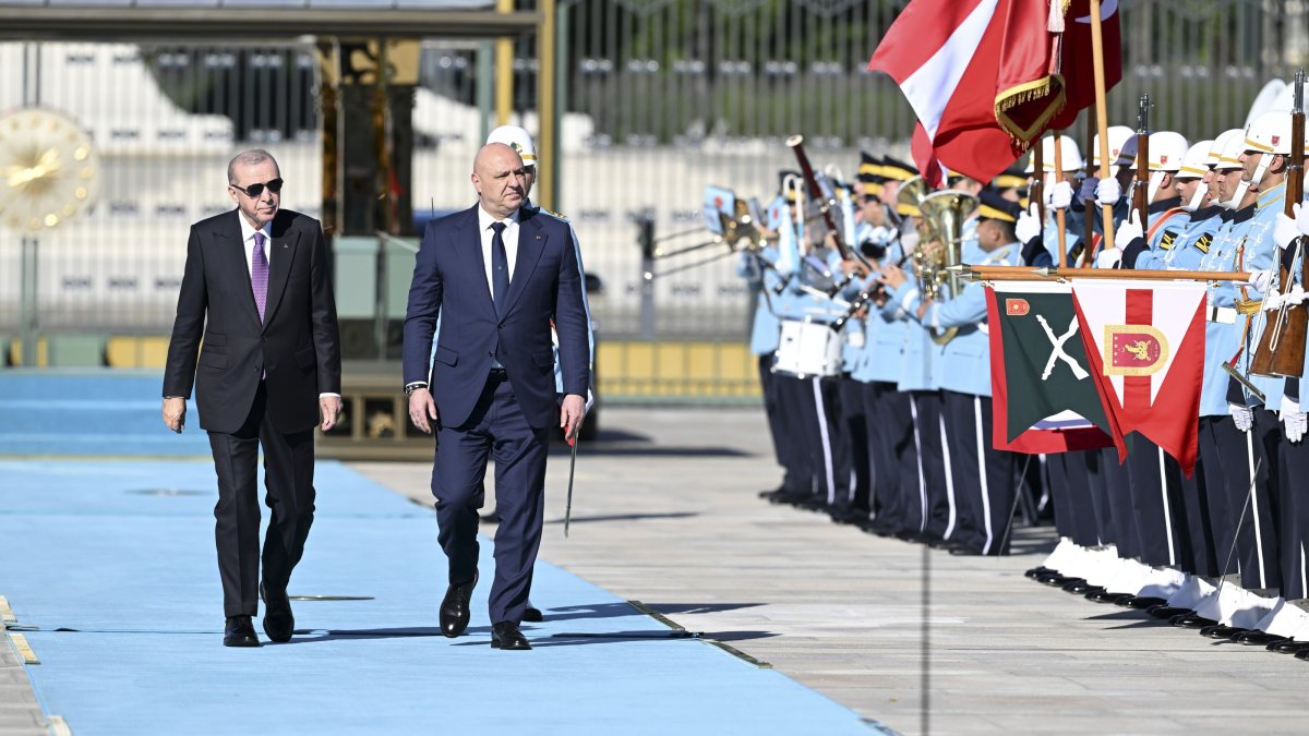 President Recep Tayyip Erdoğan welcomes Lebanese President Joseph Aoun in an official ceremony in Ankara, July 30, 2026. (AA Photo)