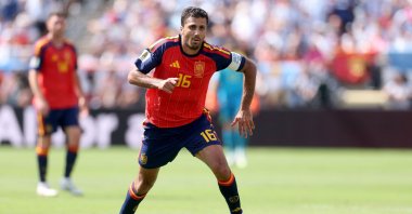 Spain's Rodri runs with the ball during the 2026 FIFA World Cup match against Argentina at New York/New Jersey Stadium, East Rutherford, U.S., July 19, 2026. (AFP Photo)