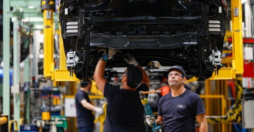 Men work on the assembly line at the Ford factory in Almusafes, near Valencia, Spain, July 23, 2026. (Reuters Photo)