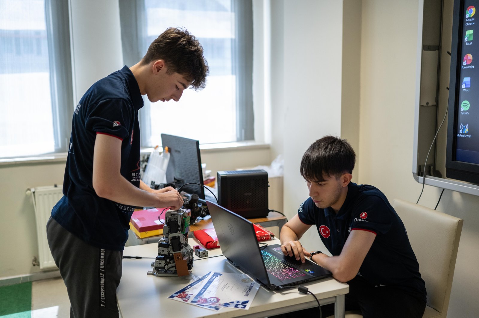 Istanbul Imam Hatip high school students win 3 world robotics honors | Daily Sabah
