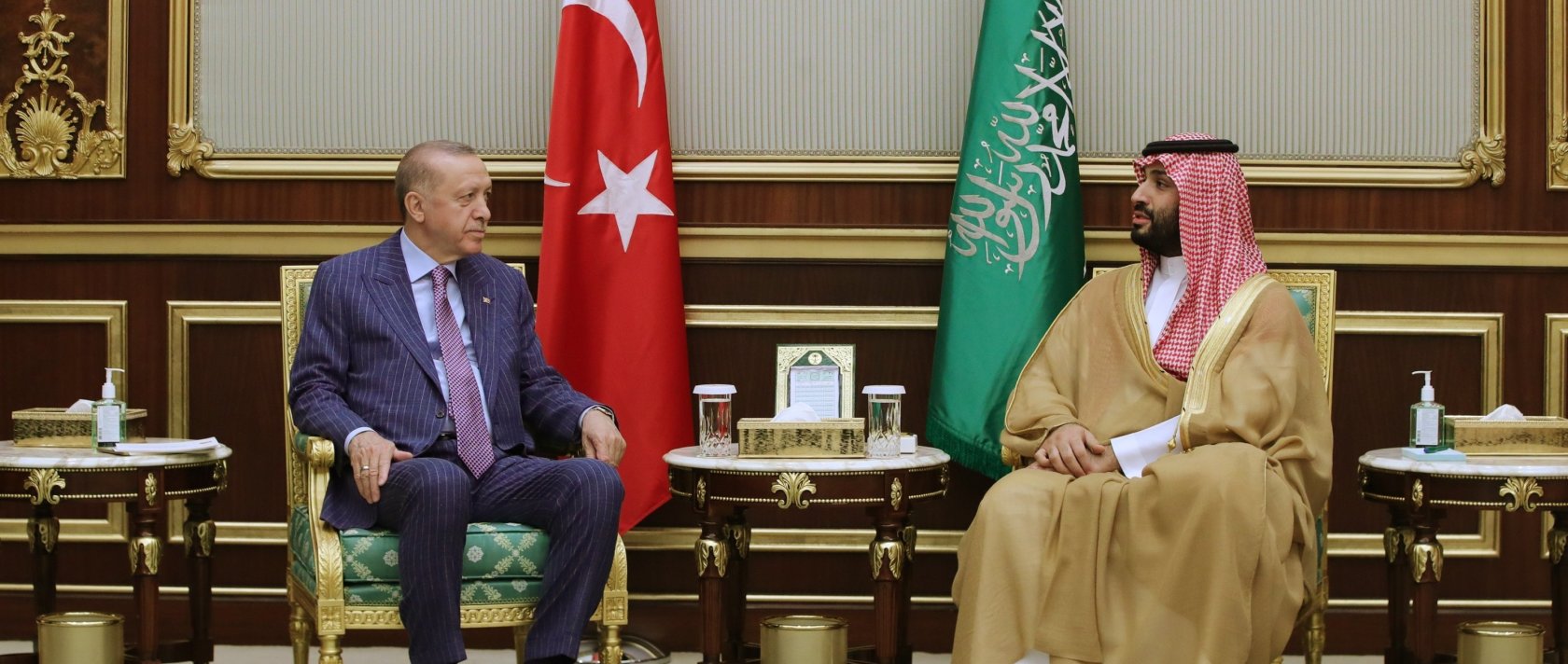 President Recep Tayyip Erdoğan (L) meets with Crown Prince Mohammed bin Salman in Jeddah, Saudi Arabia, April 28, 2022. (Presidency Handout via IHA, File Photo)