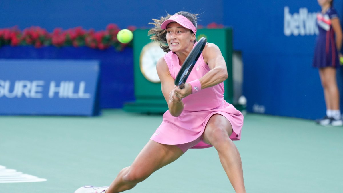 Türkiye's Zeynep Sonmez hits a return to Canada's Rebecca Marino during the National Bank Open match, Toronto, Canada, Aug. 3, 2026. (AP Photo)
