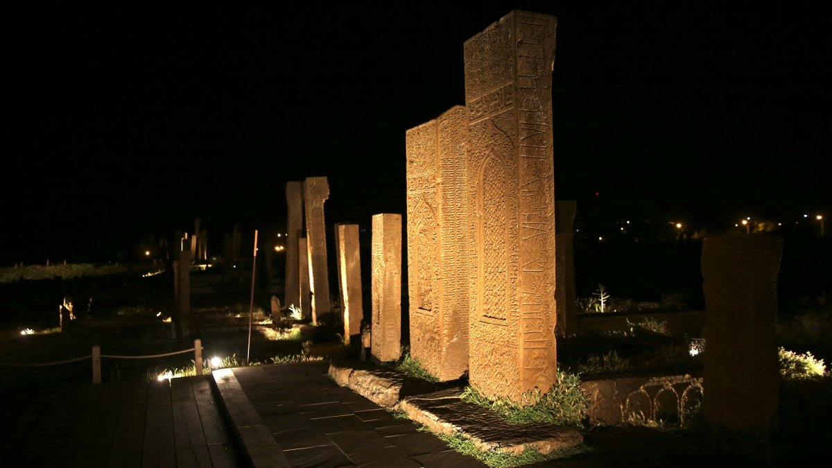A night view of Ahlat Seljuk Cemetery, Bitlis, eastern Türkiye, July 17, 2026. (AA Photo)