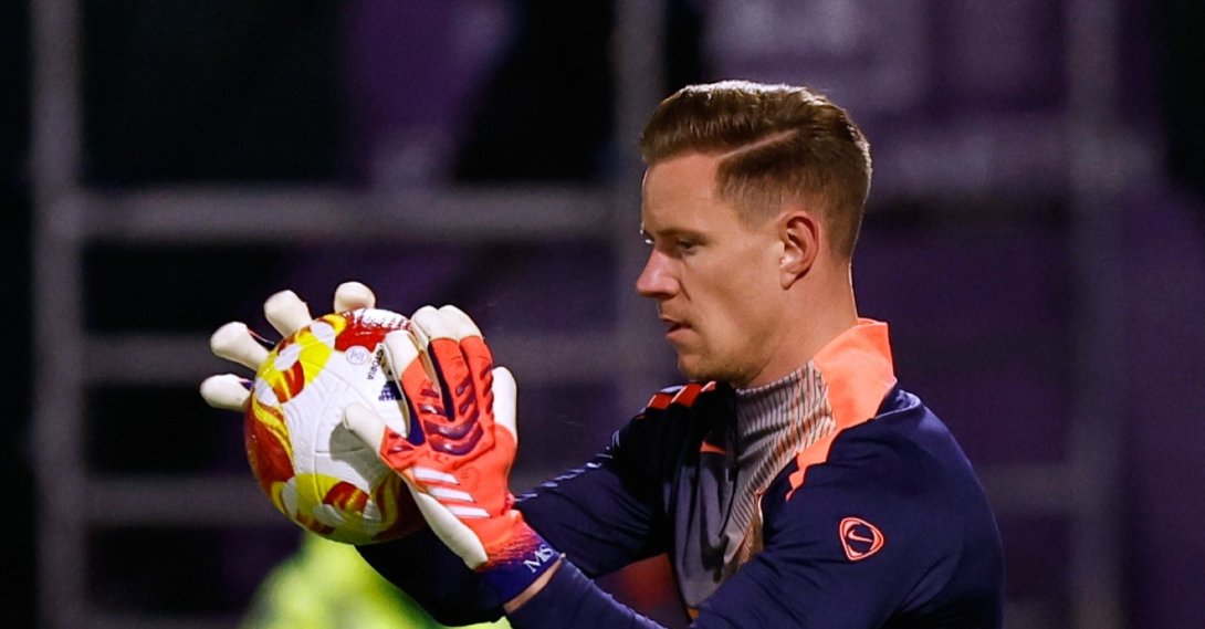 Barcelona's goalkeeper Marc-Andre ter Stegen warms up prior to the start of the Copa del Rey football match between Guadalajara and Barcelona, Guadalajara, Spain, Dec. 16, 2025. (AP Photo)