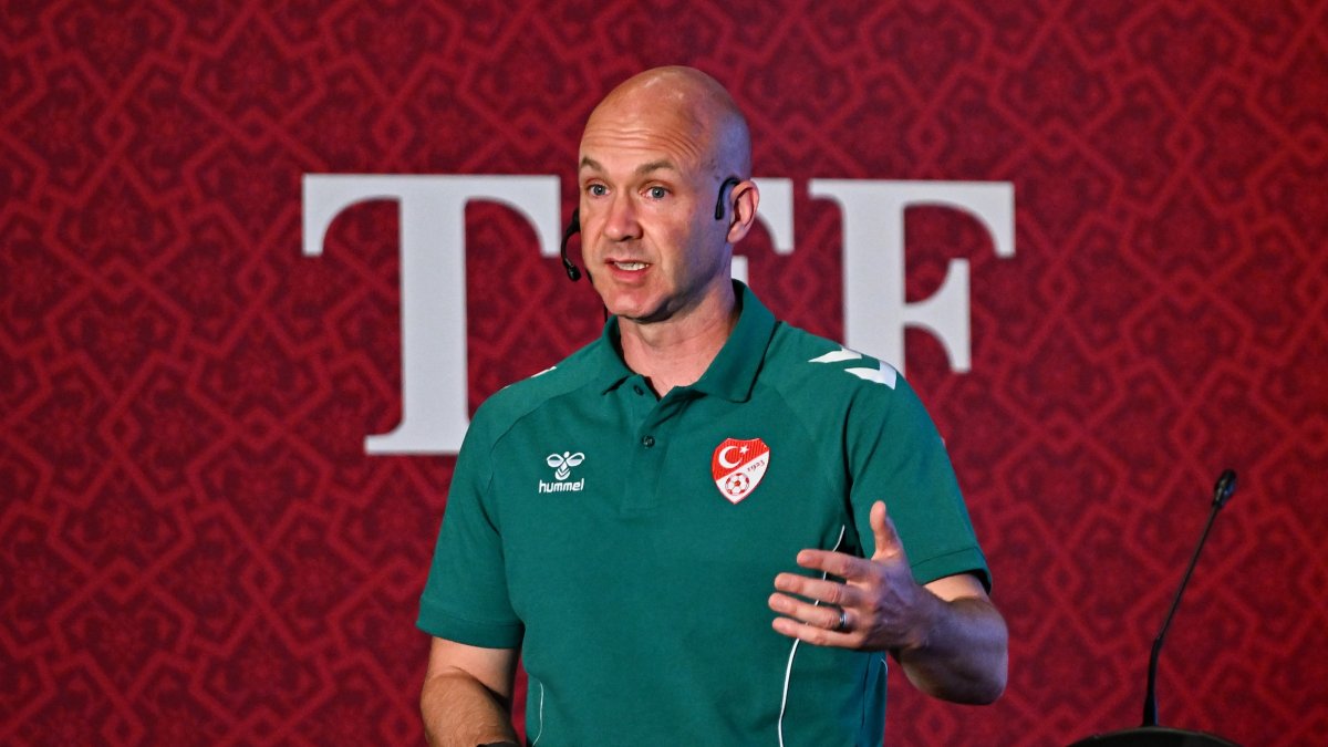 Newly appointed Turkish Football Federation (TFF) director of elite refereeing Anthony Taylor speaks after his appointment, Istanbul, Türkiye, Aug. 4, 2026. (AA Photo)