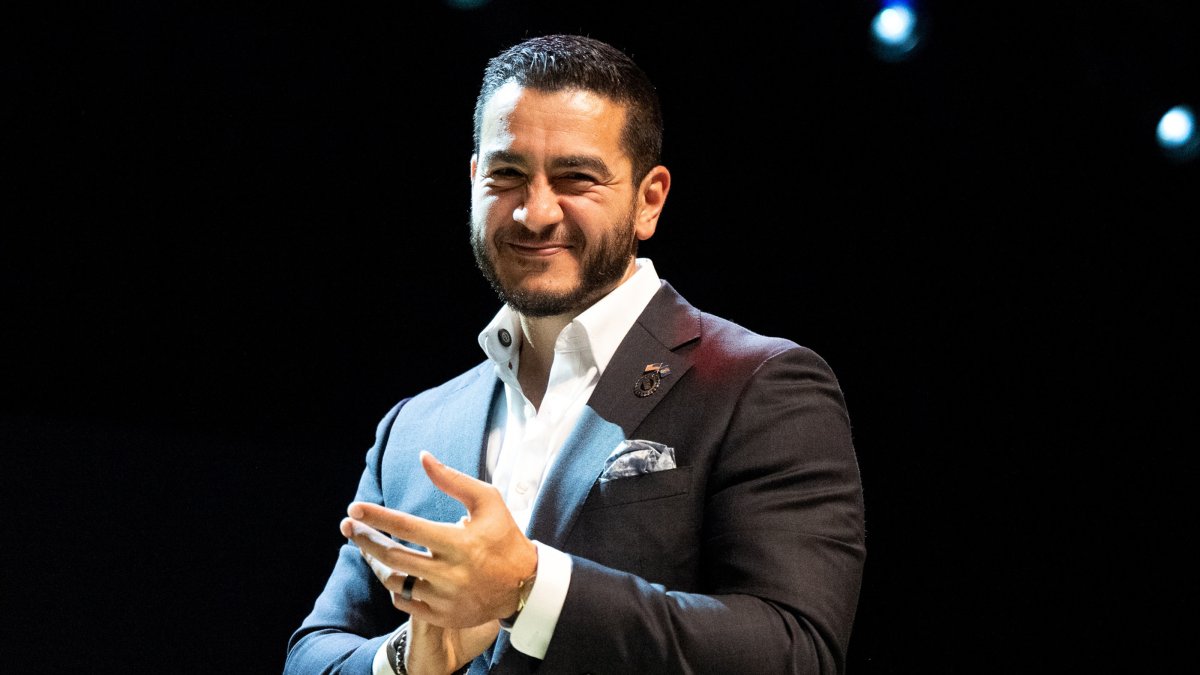 Democratic Senate candidate from Michigan Abdul El-Sayed speaks to his supporters at his primary election night watch party in Detroit, Michigan, U.S., Aug. 5, 2026. (EPA Photo)