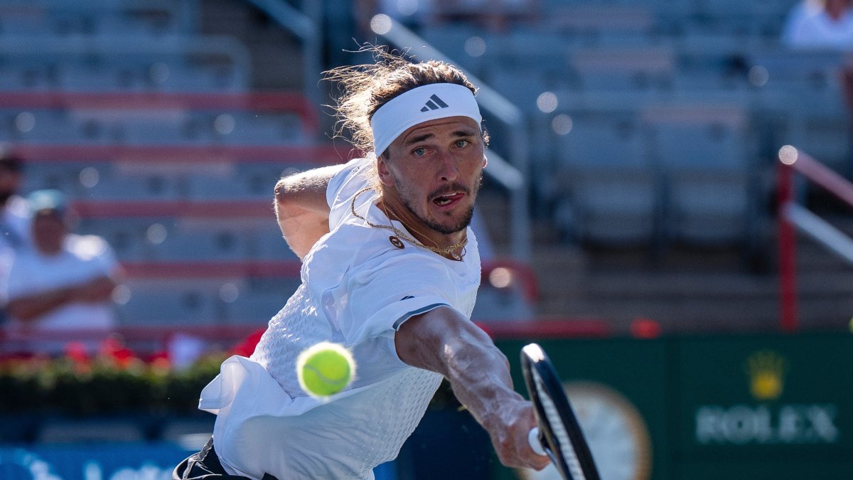 Germany's Alexander Zverev returns the ball from the Netherlands' Tallon Griekspoor on day four of the National Bank Open tennis tournament, Montreal, Canada, Aug. 5, 2026. (AP Photo)
