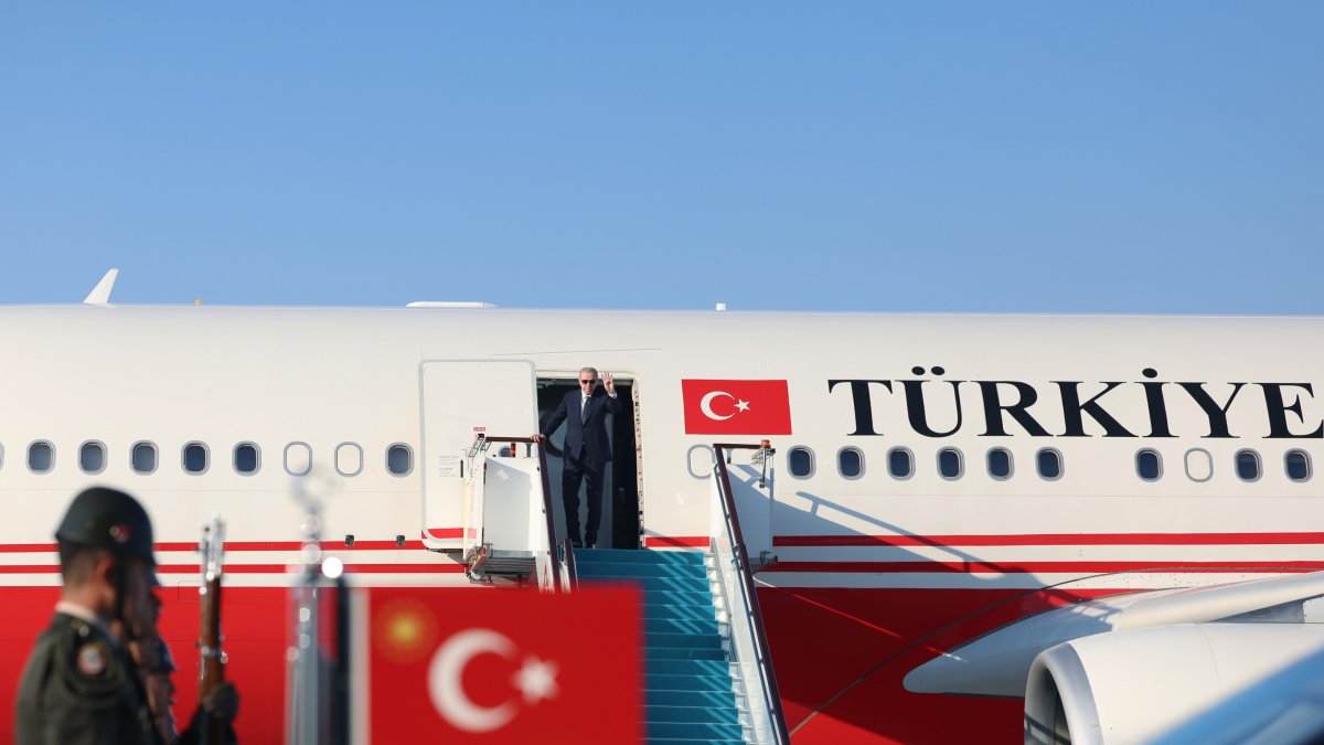 President Recep Tayyip Erdoğan embarks on the plane as he leaves for Saudi Arabia, in Ankara, Türkiye, August 7, 2026. (AA Photo) 