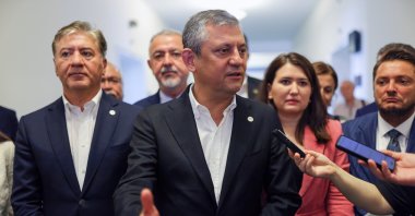 YP Chair Özgür Özel talks to journalists at Parliament, Ankara, Türkiye, Aug. 6, 2026. (DHA Photo)
