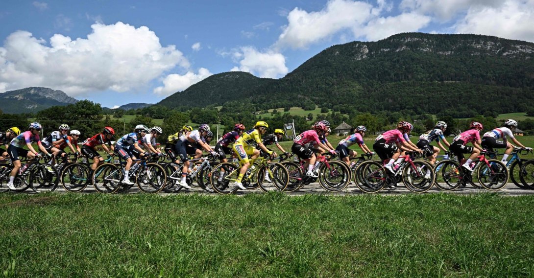 AG Insurance - Soudal Team's Mauritius rider Kimberley Le Court Pienaar wearing the overall leader's yellow jersey and the pack ride during the 8th stage (out of 9) of the fourth edition of the Women's Tour de France - Tour de France Femmes cycling race, 111.9 km from Chambery to Saint-François-Longchamp, near La Motte-en-Bauges, France, Aug. 2, 2025. (AFP Photo)