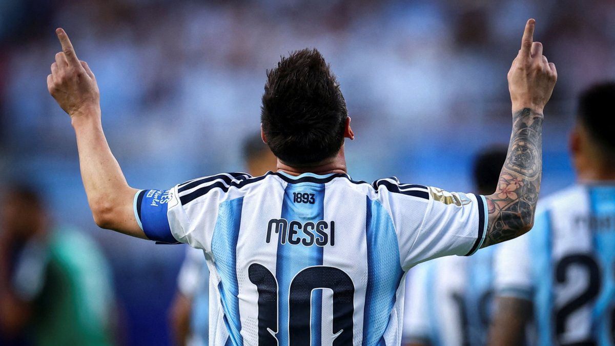 Argentina's Lionel Messi celebrates scoring their first goal during the 2026 FIFA World Cup Group J match against Algeria at Kansas City Stadium, Kansas City, Missouri, U.S., June 16, 2026. (Reuters Photo)