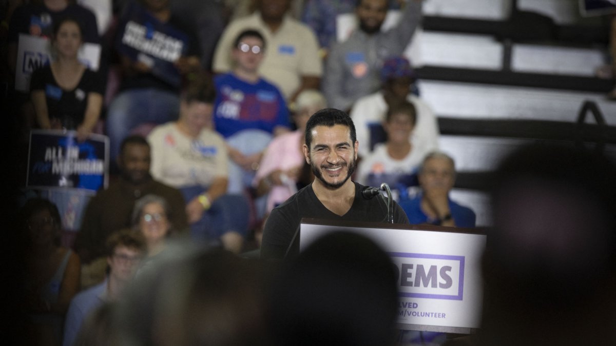 Democratic candidate for U.S. Senate Abdul El-Sayed speaks during a Michigan Unity Rally for Democrats who won their Primary election, Detroit, Michigan, U.S., Aug. 7, 2026. (AFP Photo)