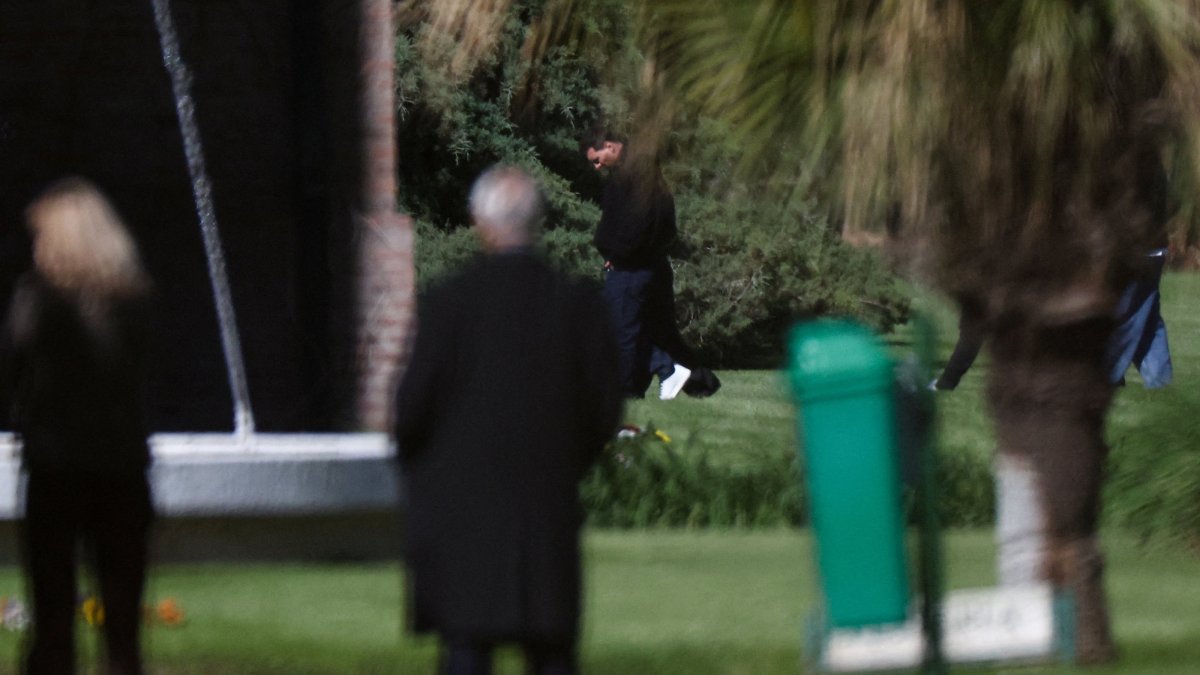 Lionel Messi arrives at El Prado Cemetery, following the death of his father, Jorge Messi, in Perez, Rosario department, Argentina, Aug. 9, 2026. (Reuters Photo)