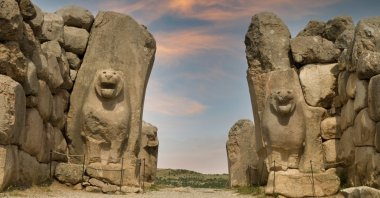 The Lion Gate, one of the monumental entrances to Hattusa, the ancient Hittite capital, Çorum, Türkiye. (Shutterstock Photo)