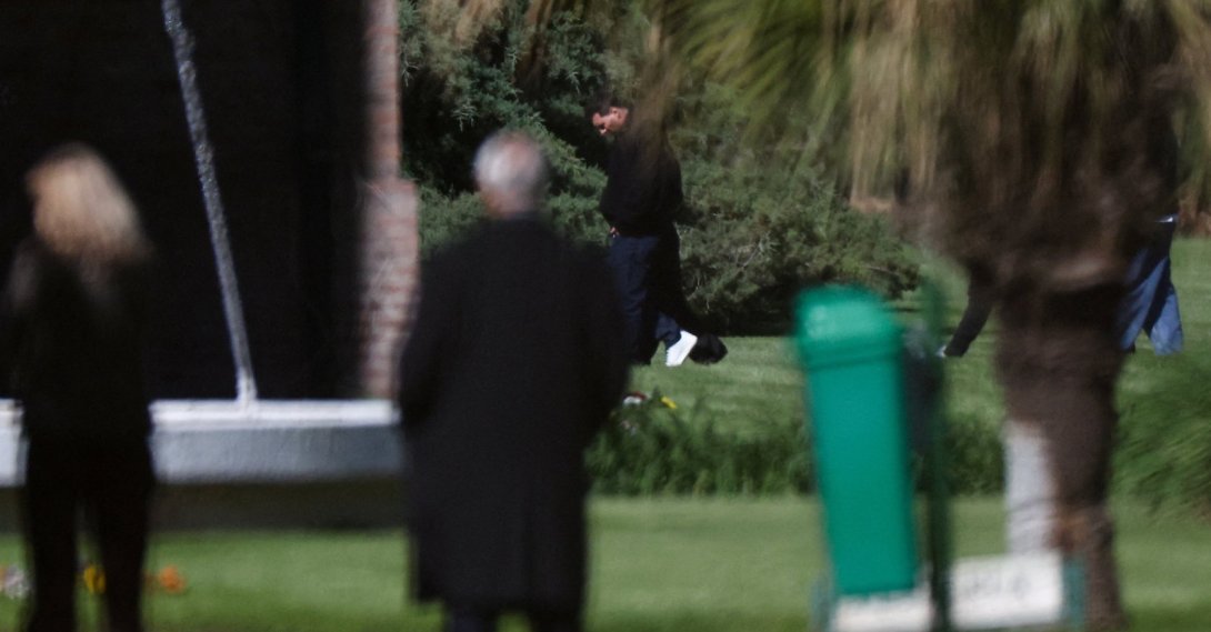 Lionel Messi arrives at El Prado Cemetery, following the death of his father, Jorge Messi, in Perez, Rosario department, Argentina, Aug. 9, 2026. (Reuters Photo)