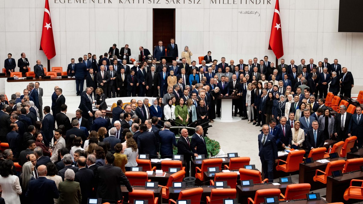 Lawmakers pose for a photo as they end the last session of the legislative term, Ankara, Türkiye, Aug. 11, 2026. (AA Photo)