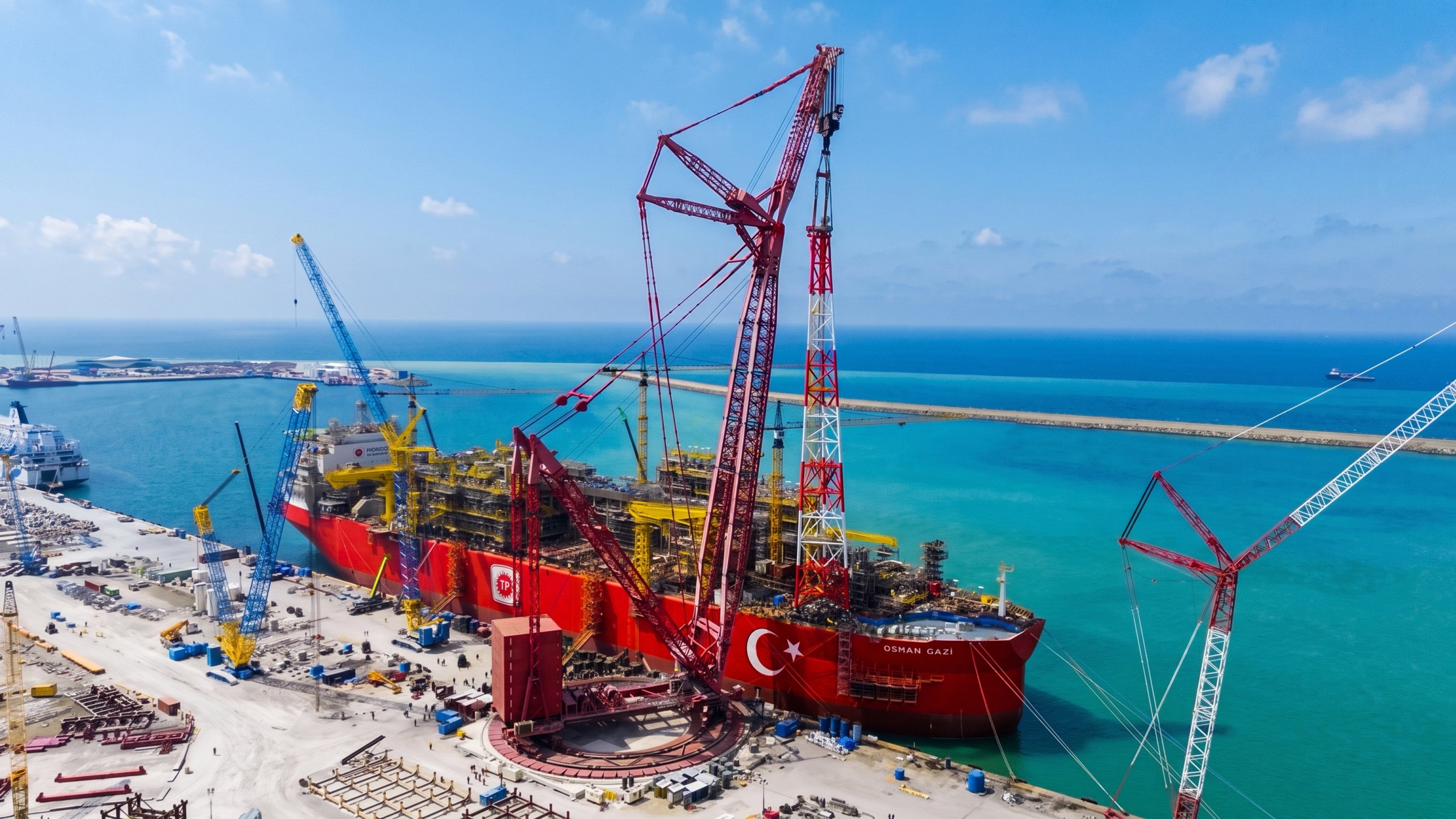 The Osman Gazi floating natural gas production platform at the Filyos Port, Zonguldak province, northern Türkiye, Aug. 11, 2026. (AA Photo)