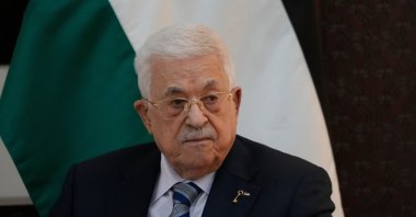 Palestinian President Mahmoud Abbas receives Greek Prime Minister Kyriakos Mitsotakis (not pictured), Ramallah, Palestine, Dec. 22, 2025. (AP Photo)