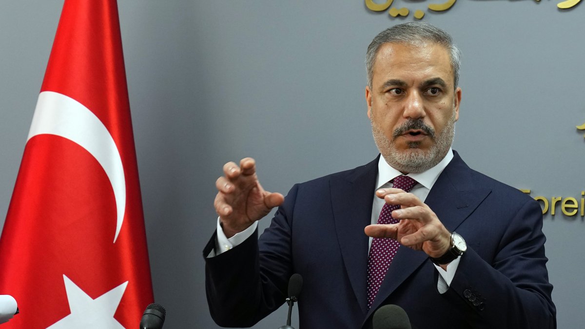 Foreign Minister Hakan Fidan speaks to journalists during a joint press conference, Beirut, Lebanon, Oct. 17, 2023. (AP Photo)