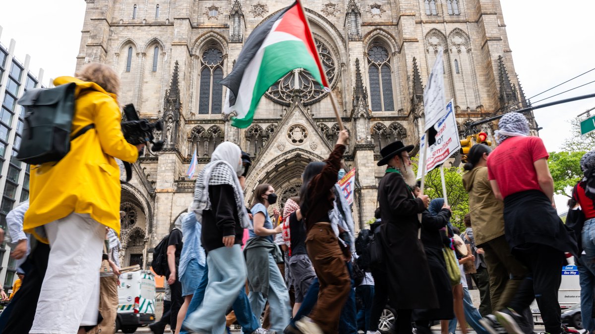 Pro-Palestinian protesters walk from Columbia University down to Hunter College as protests at area universities and colleges continue in New York City, U.S., May 06, 2024. (Getty Images Photo)