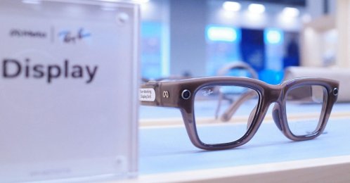 Meta's Ray-Ban glasses are on display in an electronics store in Downtown Brooklyn, New York City, U.S., Aug. 10, 2026. (AFP Photo)