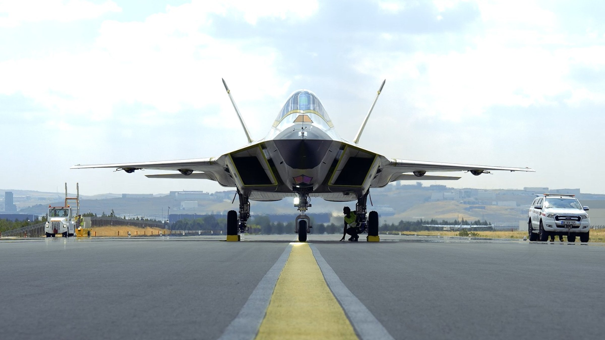 Türkiye's Kaan fighter jet is seen on a runway in Ankara, Türkiye, July 31, 2026. (DHA Photo)