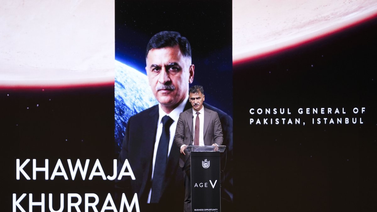 Pakistan’s Consul General in Istanbul, Khawaja Khurram Naeem, delivers a speech at an event in Istanbul, Türkiye, Aug. 13, 2026. (AA Photo)