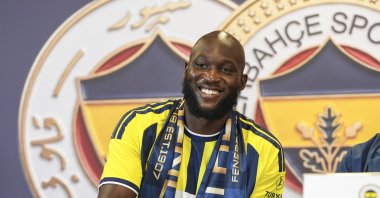 Fenerbahçe's new signing Romelu Lukaku poses for a photo during his unveiling at Chobani Stadium, Istanbul, Türkiye, Aug. 14, 2026. (AA Photo)