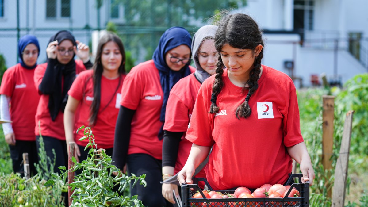 Students participate in an outdoor activity during a Kızılay youth camp focused on climate awareness and sustainable living, Istanbul, Türkiye, Aug. 16, 2026. (AA Photo)