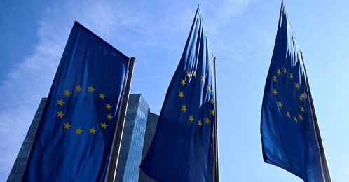 European Union flags flutter outside the European Central Bank (ECB) headquarters in Frankfurt, Germany, March 19, 2026. (Reuters Photo)