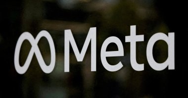 The logo of Meta at the Meta Lab in Los Angeles, California, U.S., May 20, 2026. (Reuters Photo)