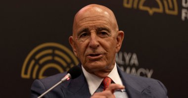  U.S. Special Envoy for Syria and Ambassador to Türkiye Tom Barrack speaks during a session at Antalya Diplomacy Forum in Antalya, April 17, 2026. (Reuters File Photo)