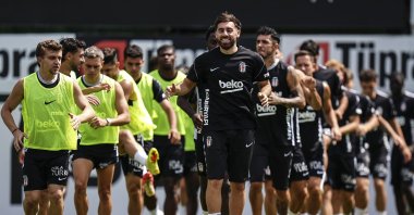 Beşiktaş players train ahead of the UEFA Europa League playoff first-leg match against Kauno Zalgiris, Istanbul, Türkiye, Aug. 19, 2026. (AA Photo)