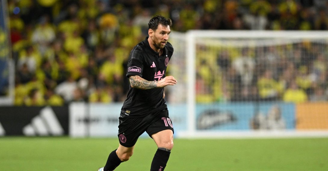 Inter Miami's Lionel Messi controls the ball during the MLS match against Nashville SC at GEODIS Park, Nashville, U.S., Aug. 15, 2026. (AP Photo)