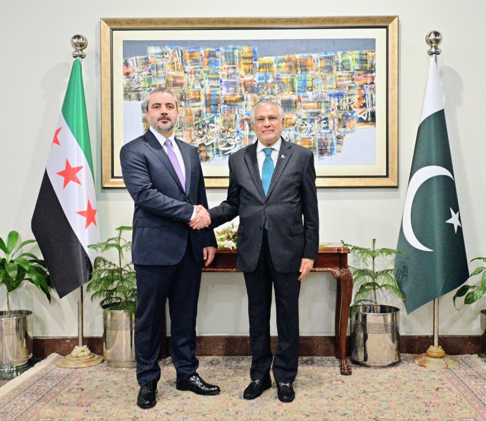 Pakistan seeks stronger Syria ties as PM invites al-Sharaa