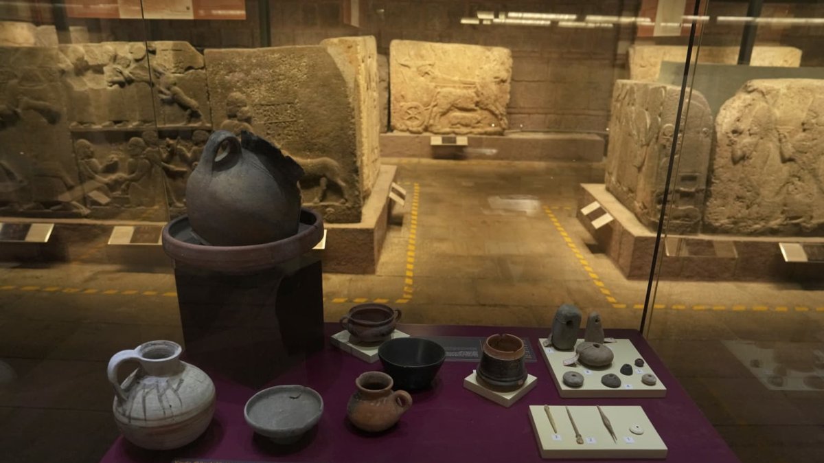 Hittite-era artifacts unearthed at Yalburt are displayed at the Museum of Anatolian Civilizations, Ankara, Türkiye, Aug. 19, 2026. (AA Photo)