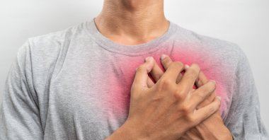 Older people and those with heart or kidney problems are among the groups most at risk in extreme heat. (Shutterstock Photo)