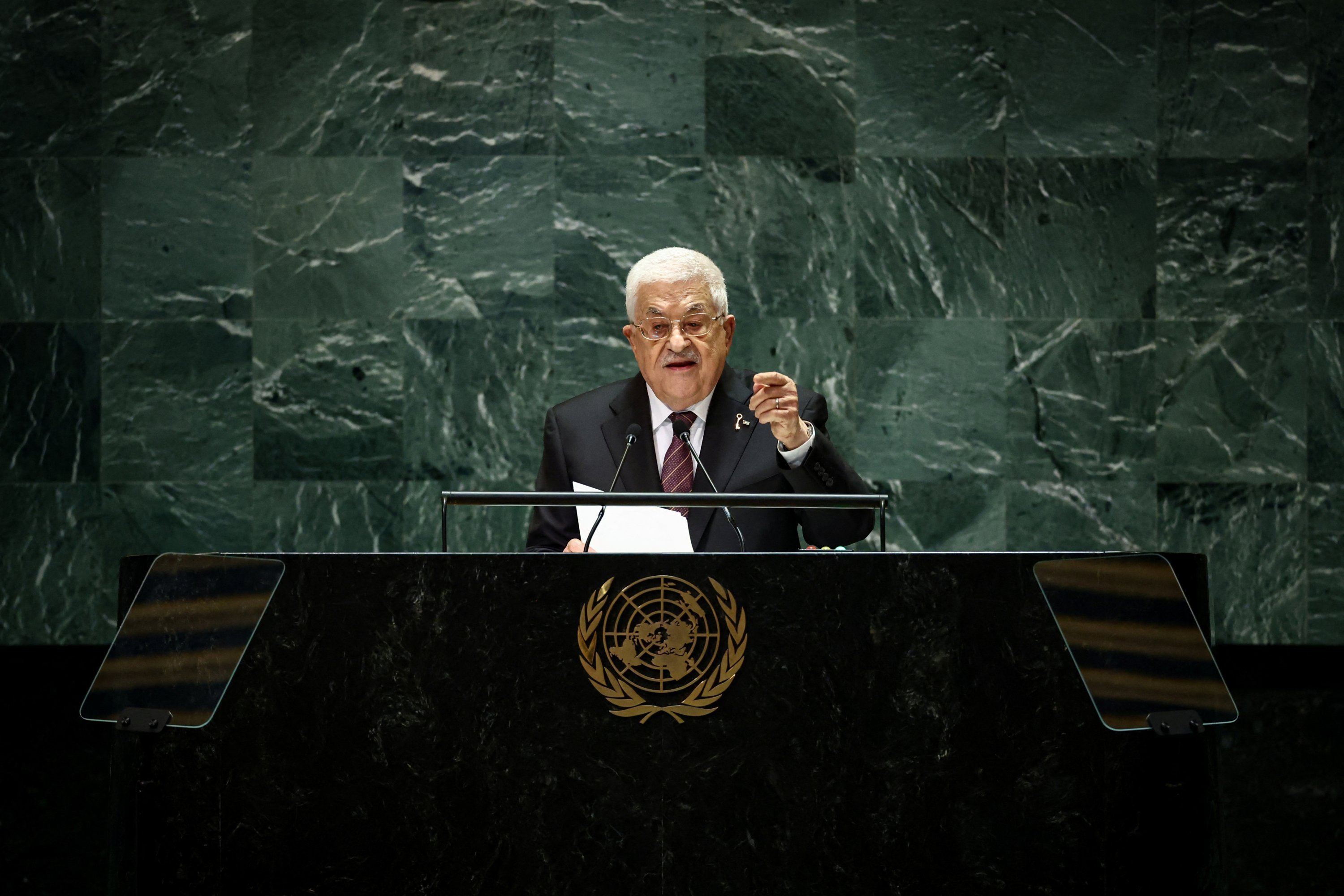 UN urges US to ensure Palestinian access amid Abbas visa reports