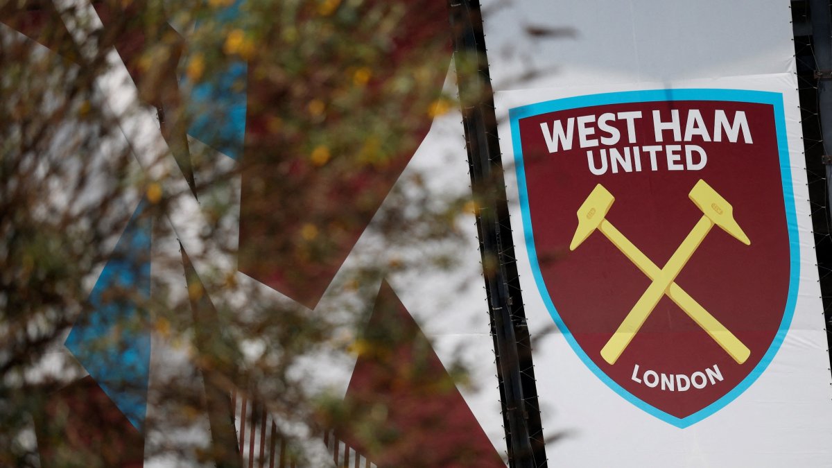 A general view of the West Ham United banner before the Premier League match against Leeds United outside the London stadium, London, U.K., May 24, 2026. (Reuters Photo)