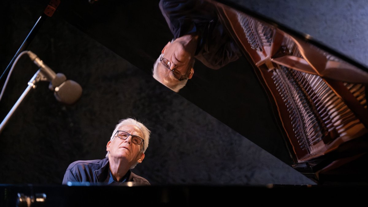 U.S. pianist Craig Sheppard performed at the 23rd International Gümüşlük Music Festival in the Bodrum, Muğla, Türkiye, Aug. 19, 2026. (AA Photo)